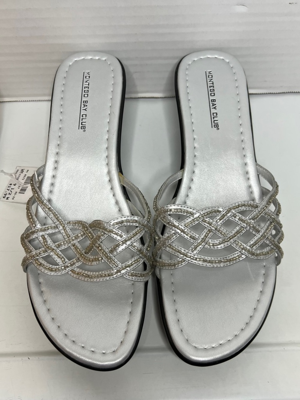Montego Bay Club Women’s Silver Crisscross Beaded Slip On Sandals 9.5 W NIB